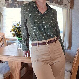 J. Crew Olive Airdale Terrier Dog Print Long Sleeve Button Down Shirt size 8P
